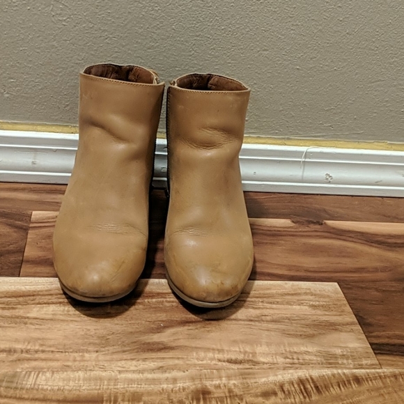 Crown Vintage Rena Booties - Picture 3 of 4